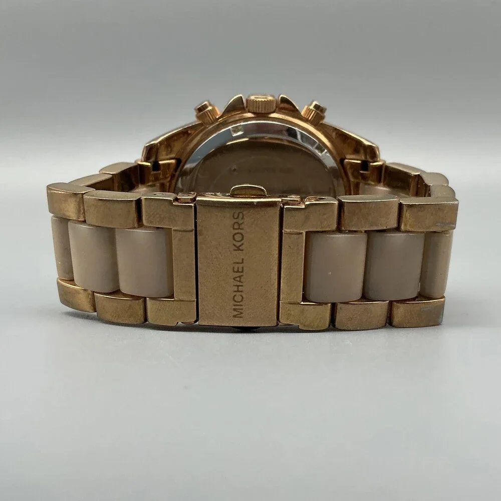 Michael Kors MK-5943 Womens Watch 39mm Gold Tone Chronograph New Battery 5.75